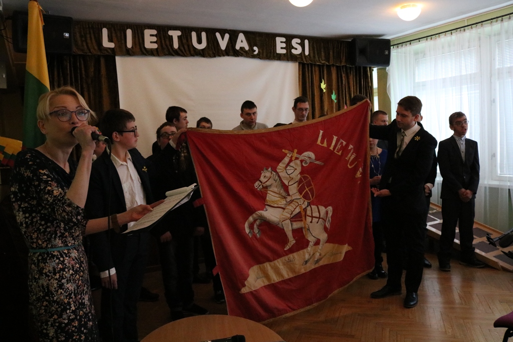 Read more about the article Atkurtai Lietuvai – 100!