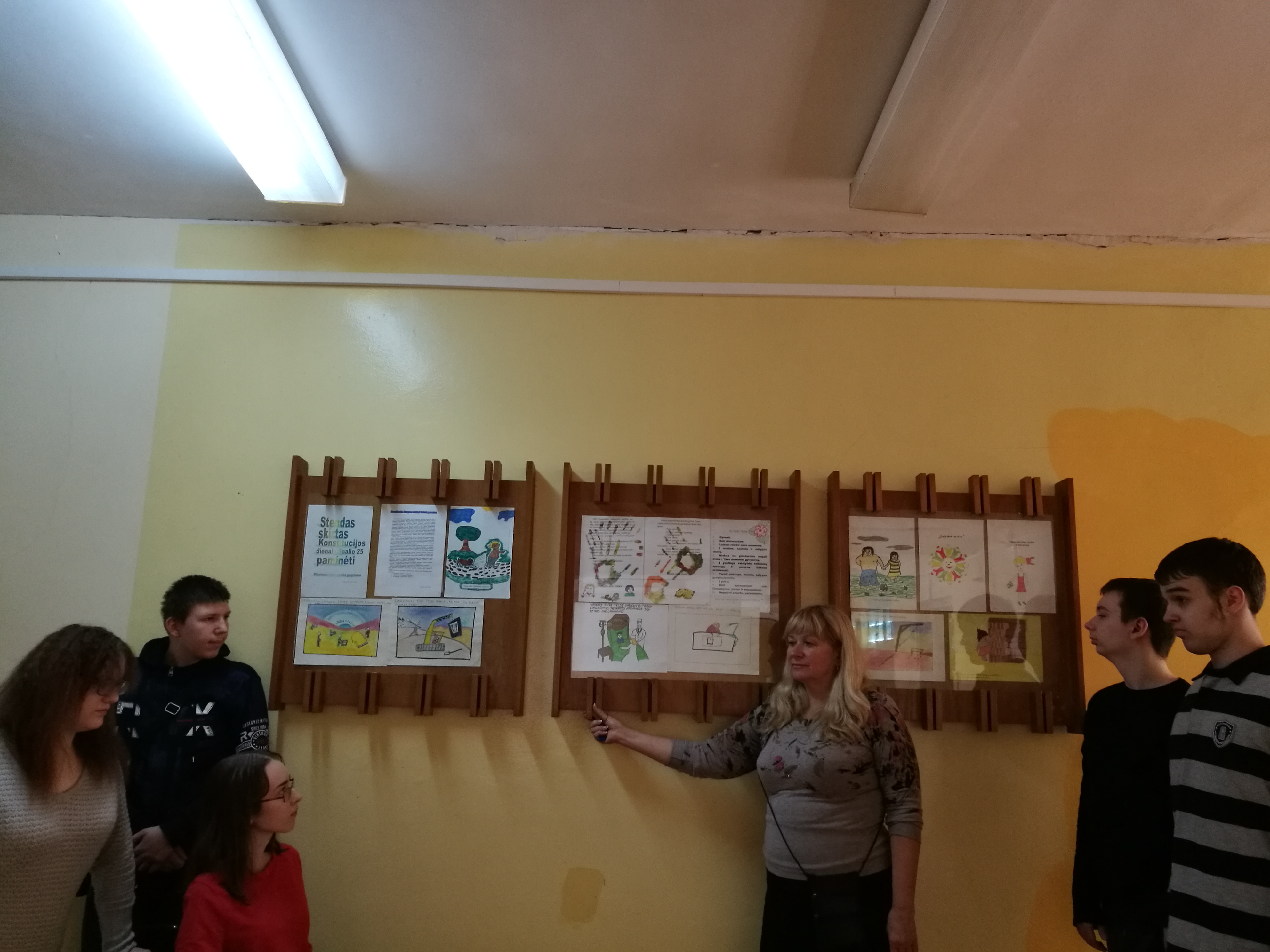 Read more about the article Pilietinė akcija skirta Konstitucijos dienai paminėti